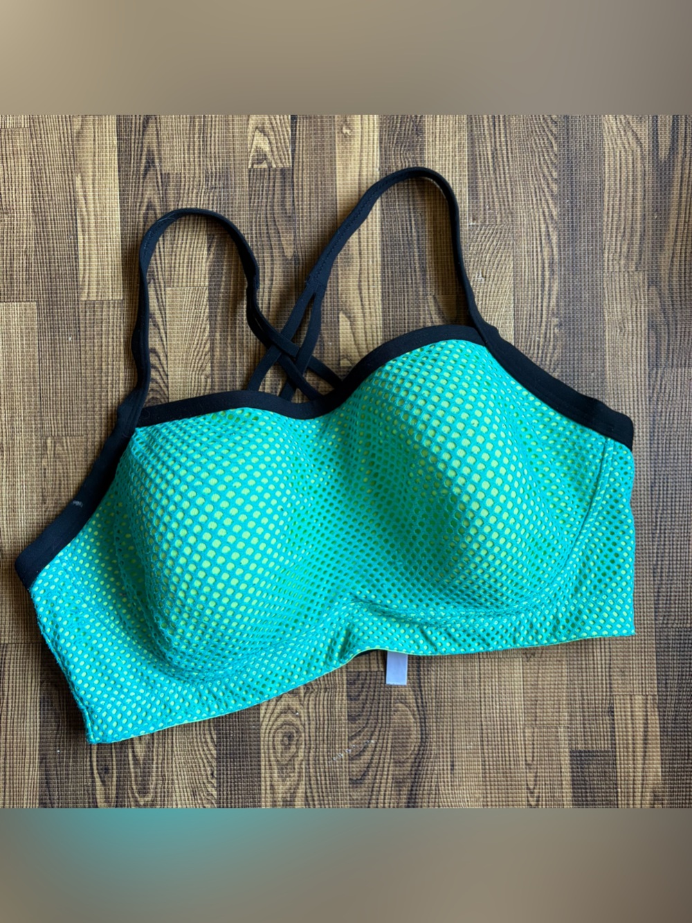 Victoria’s Secret Sport Teal Mesh Sports Bralette with Black Trim 36DD
